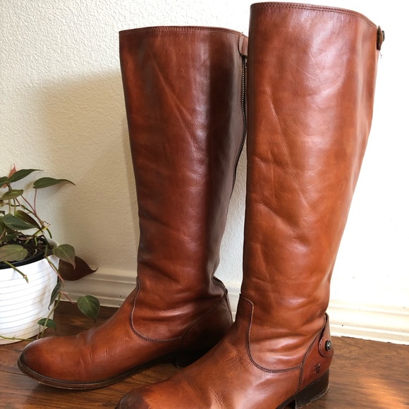 W’s 9.5 Frye Melissa Button Zip Boots -
Cognac - Picture 9 of 16